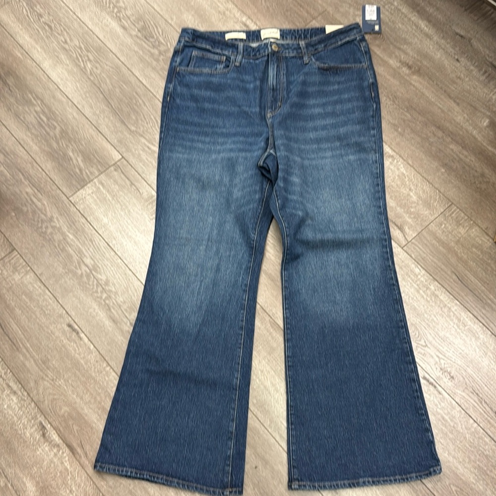 Universal Thread Goods Co. high rise flare blue jeans stretch size 17 regular